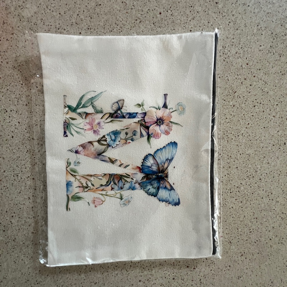 Amazon Floral Butterfly Pouch - White and Blue “M”